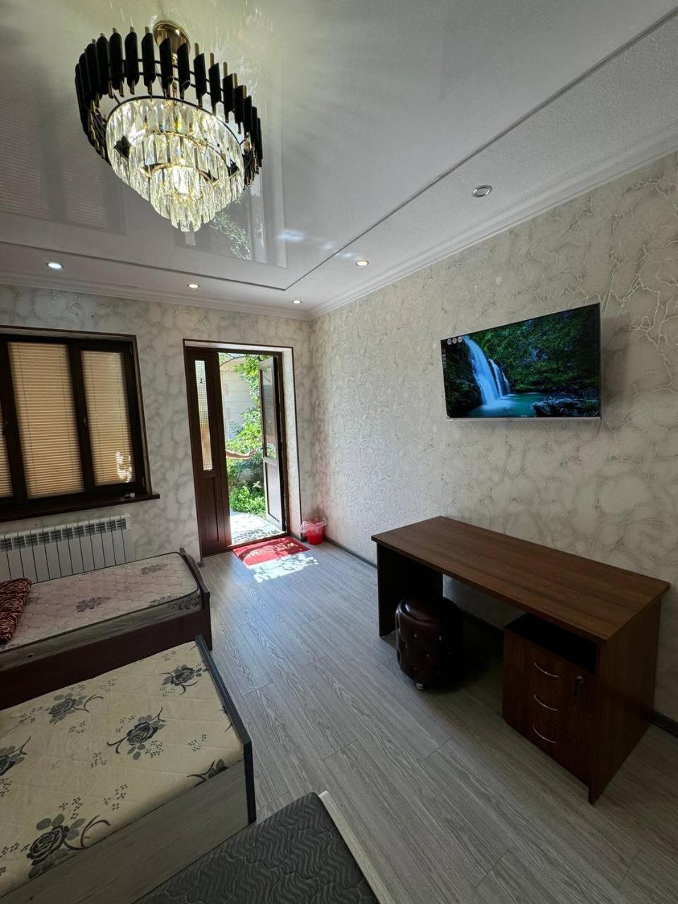 Дом Отель Бадамзар Tashkent Exterior photo
